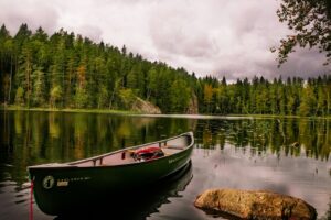 La beauté et les défis du canoë dans les landes