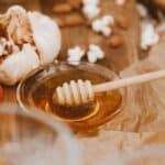 Substances naturelles et vitalité avec Miel King Kong Rouge